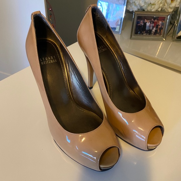 Designer Heels - Picture 4 of 5